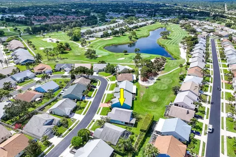 View/Area - 124 Adobe Cir, Jupiter, FL 33458 photo 4 of 10