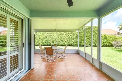 Exterior - 124 Adobe Cir, Jupiter, FL 33458 photo 6 of 17