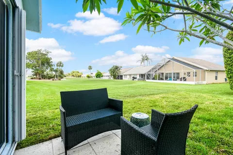 Exterior - 124 Adobe Cir, Jupiter, FL 33458 photo 8 of 17