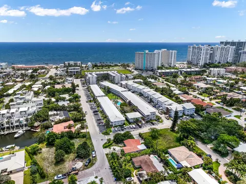 228 Hibiscus Ave #233, Lauderdale By The Sea, FL 33308
