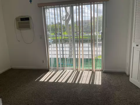 189 E Preston Way, Boca Raton, FL 33434 photo 6