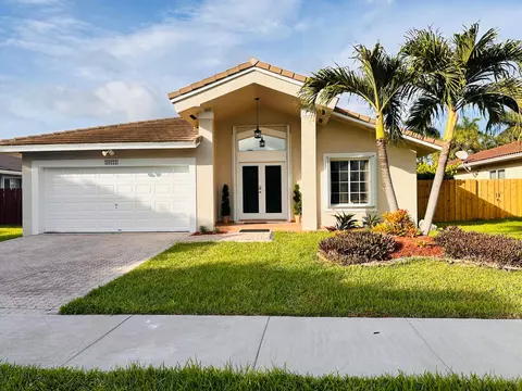 20221 SW 85th Ct SW, Cutler Bay, FL 33189