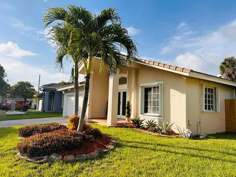 20221 SW 85th Ct SW, Cutler Bay, FL 33189