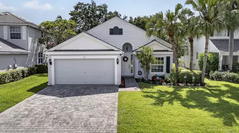118 Kensington Way, Royal Palm Beach, FL 33414
