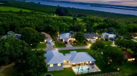 4255 79th St, Vero Beach, FL 32967