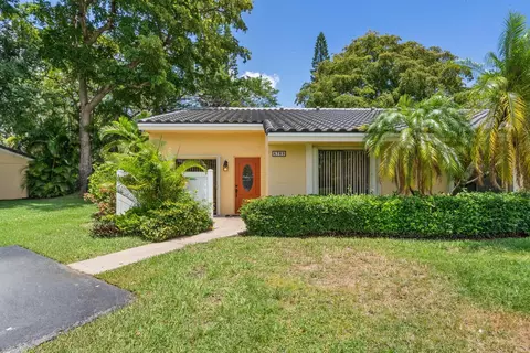 6789 Bridlewood Ct #., Boca Raton, FL 33433