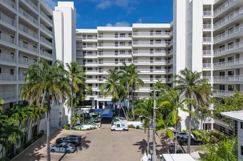 3100 NE 48th St #806, Fort Lauderdale, FL 33308