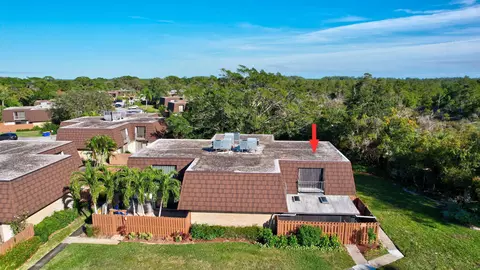 View/Area - 5852 SE Riverboat Dr #321, Stuart, FL 34997 photo 1 of 10
