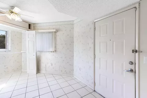 13701 SW 12th St #215A, Pembroke Pines, FL 33027