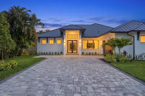 513 SW South Carolina Dr, Stuart, FL 34994