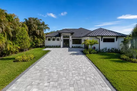 513 SW South Carolina Dr, Stuart, FL 34994