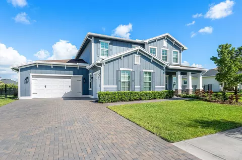 981 Castaway Ct, Loxahatchee, FL 33470