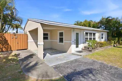 541 NE 58th Ct, Fort Lauderdale, FL 33334
