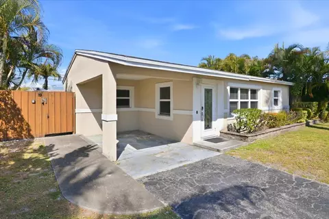 541 NE 58th Ct, Fort Lauderdale, FL 33334