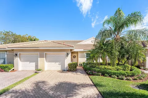 9463 Swansea Ln, West Palm Beach, FL 33411
