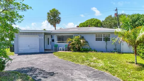 2000 NE 62nd St, Fort Lauderdale, FL 33308
