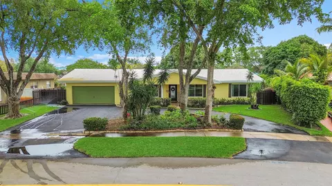 1480 SW 66th Ter, Plantation, FL 33317