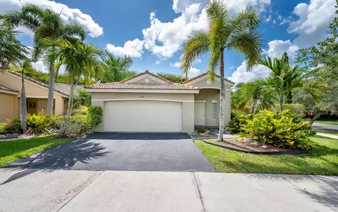 1252 Sabal Trl, Weston, FL 33327