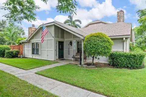 1960 Derby Trl, Wellington, FL 33414