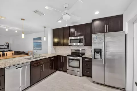 1039 Arezzo Cir, Boynton Beach, FL 33436