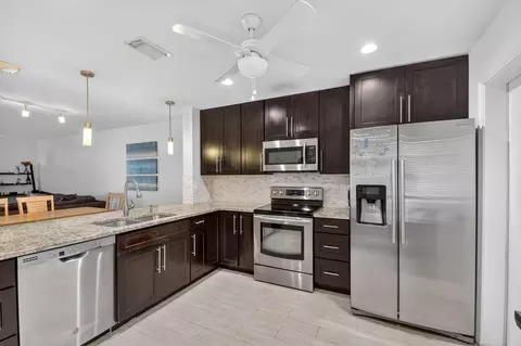 1039 Arezzo Cir, Boynton Beach, FL 33436