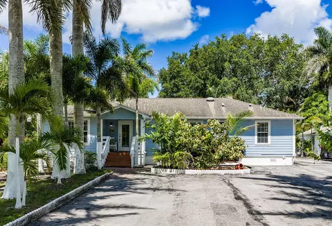 6929 N 120th Ave N, The Acreage, FL 33412