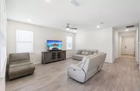 2691 River Creek Ln, Saint Cloud, FL 34771 photo 5