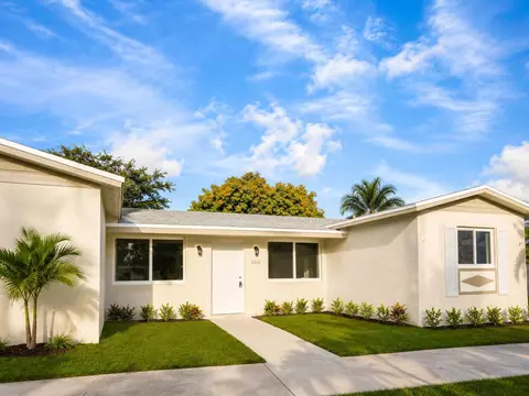 2440 NW 63rd Ter, Sunrise, FL 33313