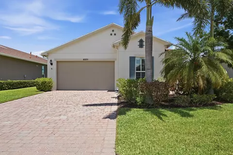 10375 SW Indian Lilac Trl, Port Saint Lucie, FL 34987