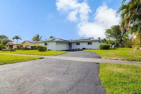 3097 Dolphin Dr, Delray Beach, FL 33445