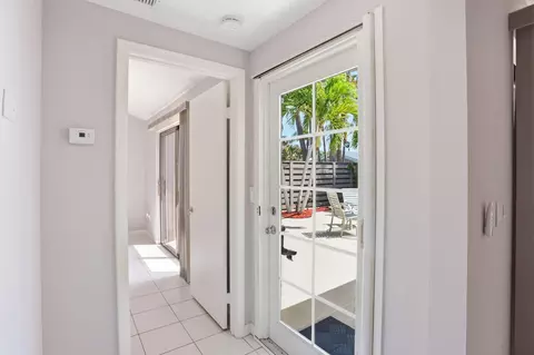 Entry Way - 1801 S Us Hwy 1 #3A, Jupiter, FL 33477 photo 1 of 1