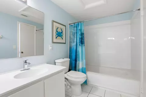 Bath - 1801 S Us Hwy 1 #3A, Jupiter, FL 33477 photo 2 of 3