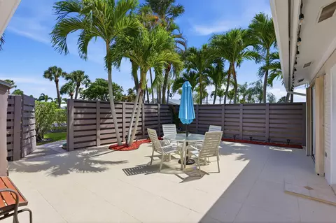 Exterior - 1801 S Us Hwy 1 #3A, Jupiter, FL 33477 photo 2 of 5