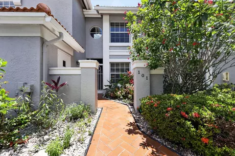 7634 Majestic Palm Dr #101, Boynton Beach, FL 33437