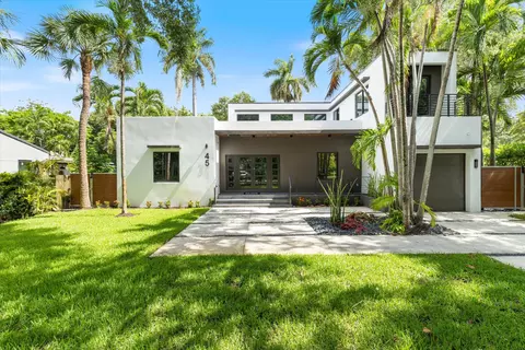 451 NE 119th St, Biscayne Park, FL 33161