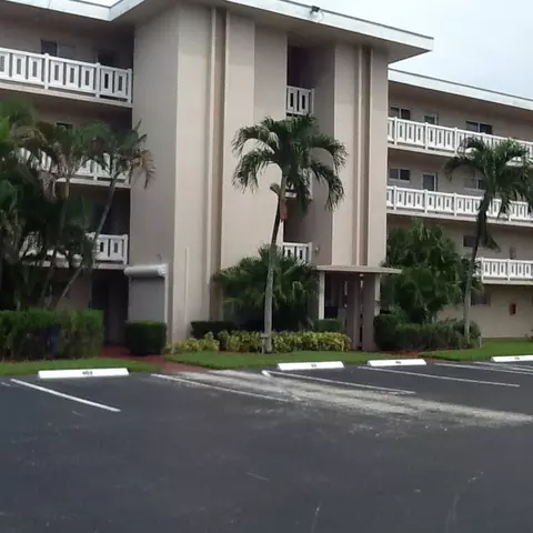 2615 Garden Dr S, Lake Worth Beach, FL 33461