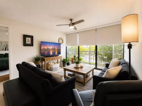 6193 Balboa Cir #405, Boca Raton, FL 33433