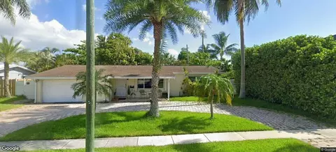109 SE 13th St, Deerfield Beach, FL 33441