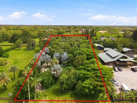 9080 NW 72nd St, Parkland, FL 33067