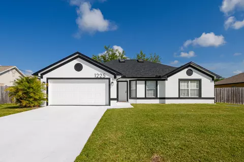 1225 SW Hunnicut Ave, Port Saint Lucie, FL 34953