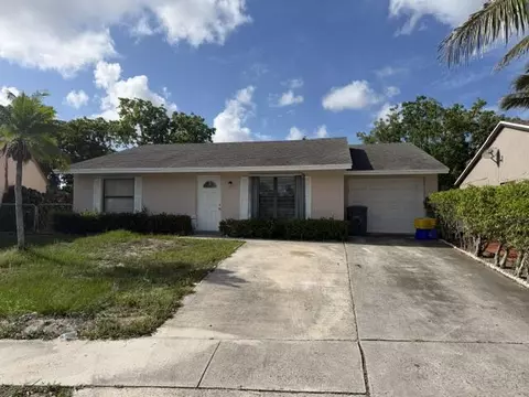 7355 Pinedale Dr, Boynton Beach, FL 33436