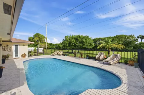 4780 Brandywine Dr, Boca Raton, FL 33487