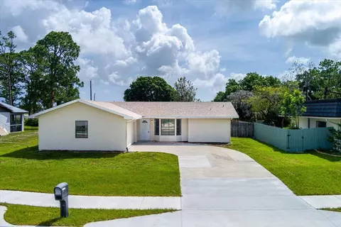 765 SE Floresta Dr, Port Saint Lucie, FL 34983
