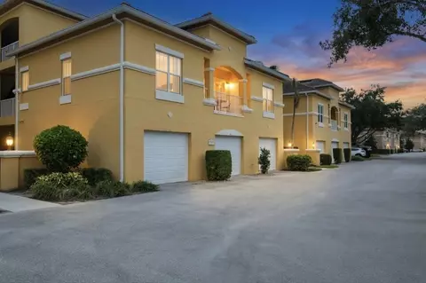 5015 Fairways Cir #107, Vero Beach, FL 32967