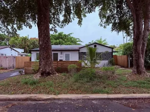 1621-1623 NE 16th Ter NE, Fort Lauderdale, FL 33305