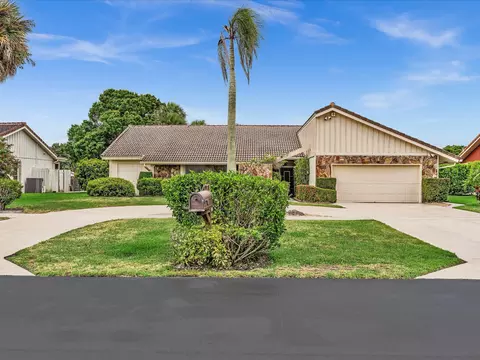 5302 Piping Rock Dr, Boynton Beach, FL 33437