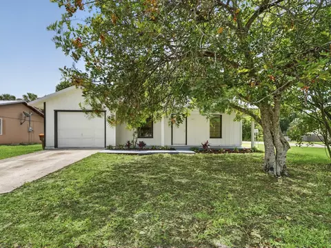 2575 1st Pl, Vero Beach, FL 32962