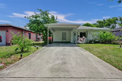 1590 NW 7th Ln, Pompano Beach, FL 33060