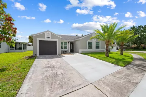 18833 Cloud Lake Cir, Boca Raton, FL 33496