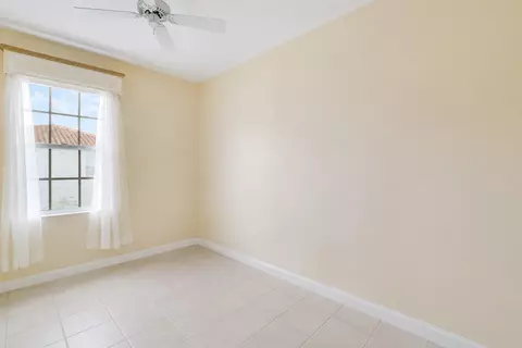 Bedroom - 77 Laurel Oaks Cir, Tequesta, FL 33469 photo 5 of 5